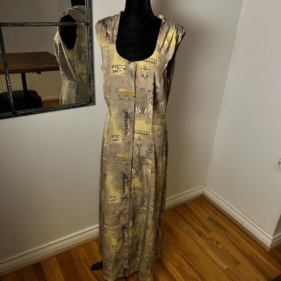 Vintage maxi dress with an abstract pattern - Picture 1 of 5